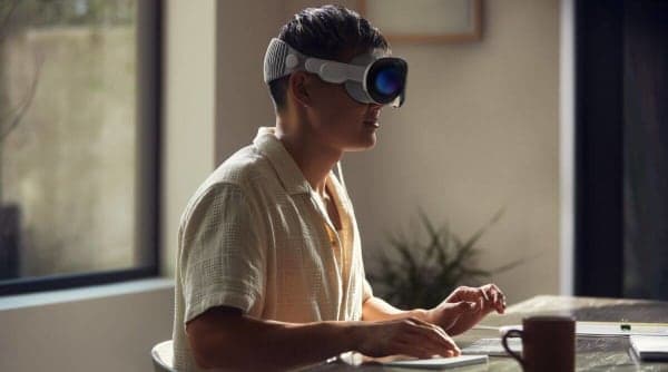 Virtual Reality Innovative Use Cases and Apps Across Various Industries